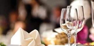 restaurant table setting wage tip credit