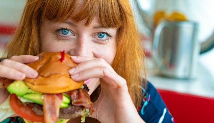 female consumers fast food burger