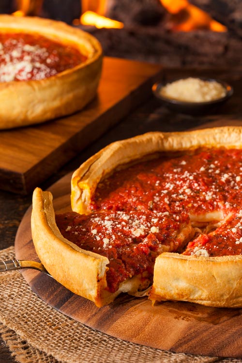 chicago style deep dish cheese pizza pan