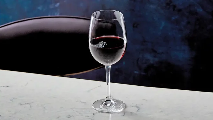 Controlled Pour Wine Grapes Deco Glass Arc Cardinal