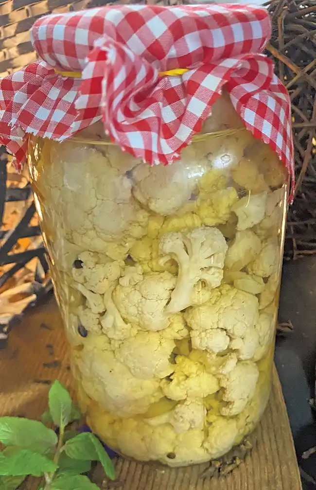 Toursi Pickled Cauliflower
