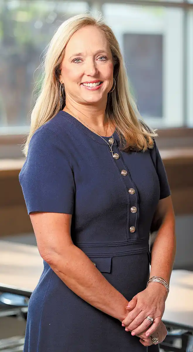 Q&A with SNA President Ashley Powell: Building a Stronger Future for School Nutrition 1 Ashley Powell SNA School Nutrition Association Auburn